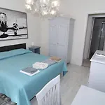 Roma Metro Apartment